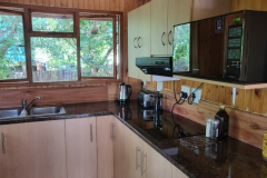 Upper-Unit-kitchen2